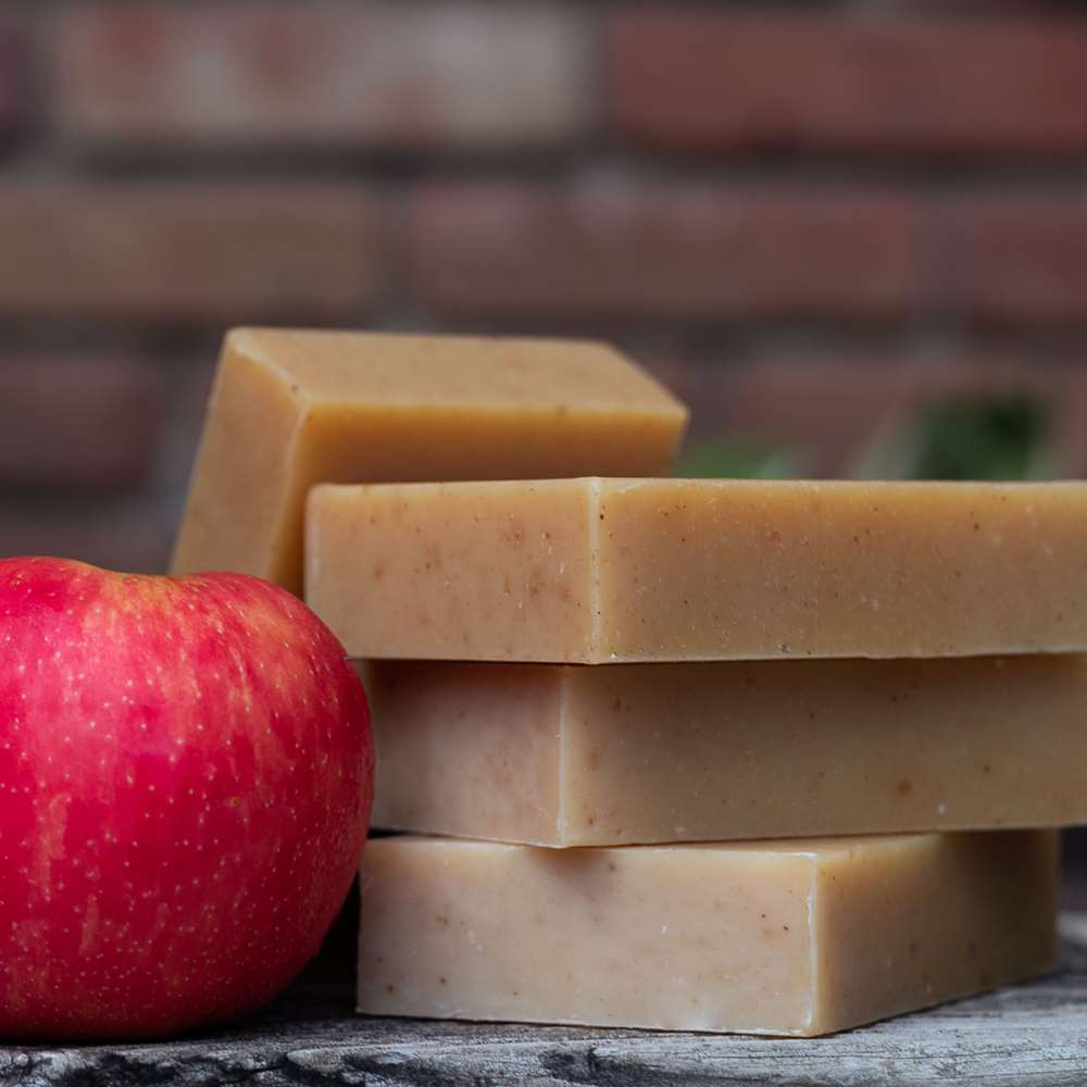Soap: Apples & Spice