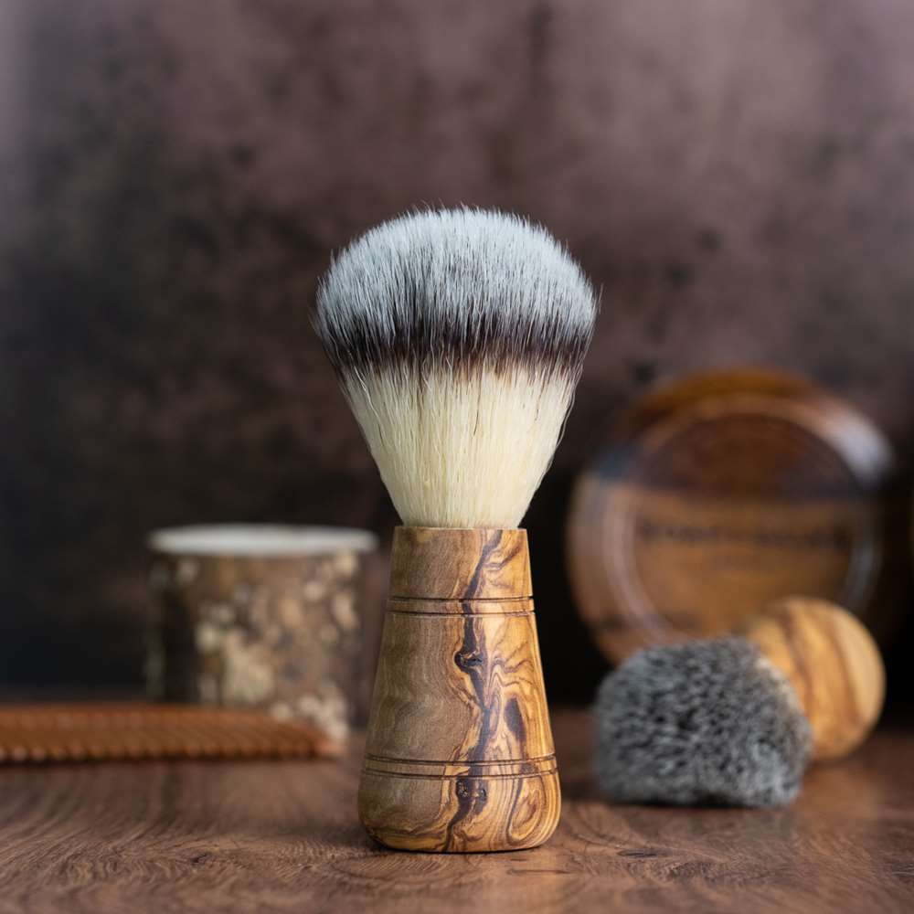 Gift Shaving Brush: Olive Wood